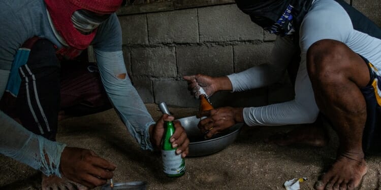 The New York Times Investigasi Bom Ikan di Filipina