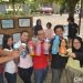Mahasiswa Fakultas Kedokteran Hewan UGM melakukan kampanye pengurangan sampah plastik dengan membawa tumbler. FOTO: DOK.UGM.AC.ID