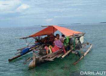 Salah satu perahu suku Bajo dari Torosiaje, Kecamatan Popayato, Kabupaten Pohuwato, Provinsi Gorontalo. Foto: CHRISTOPEL PAINO