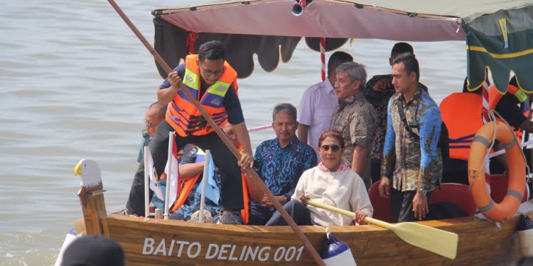 Kapal Berbahan Bambu Diluncurkan