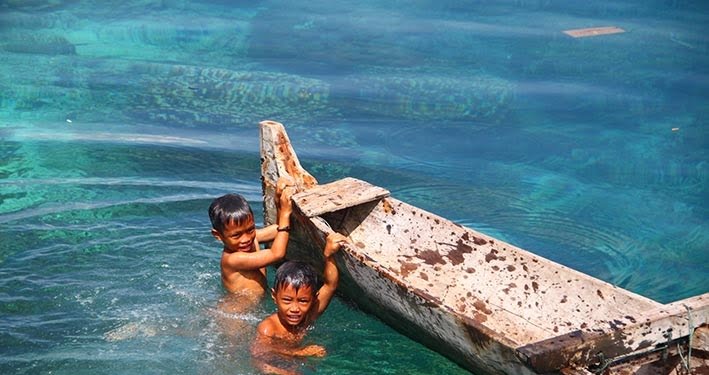 Foto: Anak-anak di Pulau Papan