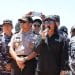 Menteri Kelautan dan Perikanan Susi Pudjiastuti, selaku Komandan Satuan Tugas Pemberantasan Penangkapan Ikan secara Ilegal (Satgas 115) Senin (20/8) di Bitung, Sulawesi Utara. FOTO: DOK. KKP