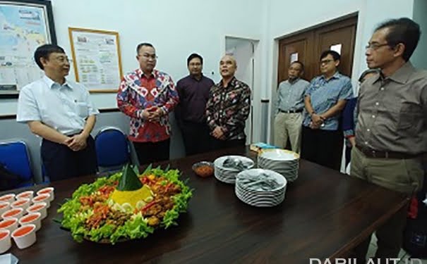 Arif Satria: PKSPL IPB Centre of Excellence Pesisir dan Lautan