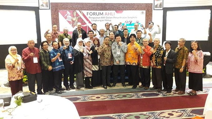 Forum ahli di Bali