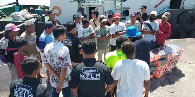 Awak Kapal Jalani Tes Urine di Tarakan