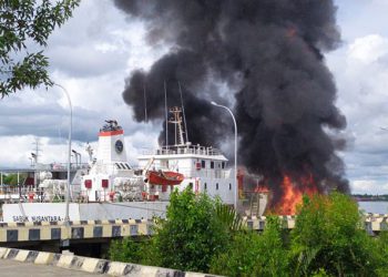 Dua Kapal Terbakar di Merauke, Longboat Hilang di Timika