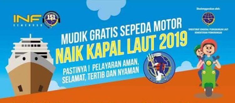 Mudik gratis kapal laut dengan sepeda motor.