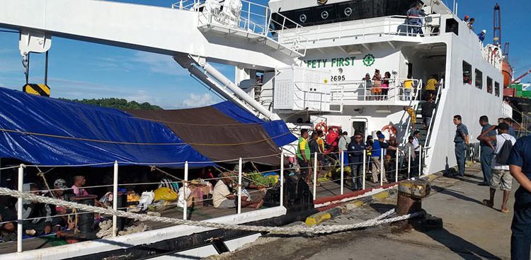 Sabuk Nusantara 56 Kandas, Kapal Navigasi Bantu Angkut Penumpang di Pulau Terluar Papua Barat