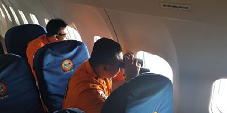 Basarnas Cari KM Pieces dengan Pesawat