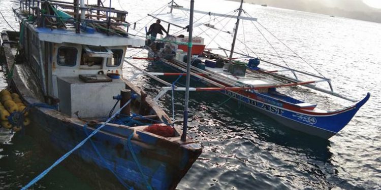 KKP Tangkap 2 Kapal Ikan dan 9 Rumpon Filipina di Laut Sulawesi