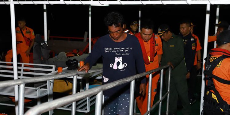 KM Mater Mery 01 Tenggelam di Perairan Maluku Utara, 9 ABK Selamat