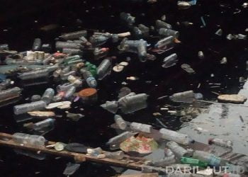 Sampah di laut. FOTO: DARILAUT.ID