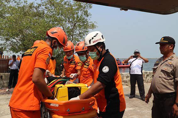 Tingkatkan Sinergi, Basarnas Jakarta Gelar Latihan di Kepulauan Seribu