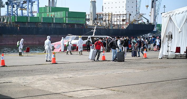 359 ABK Dream Explorer Tiba di Tanjung Priok