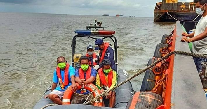 Muat Kayu, KM Sumber Arum Tenggelam di Perairan Banjarmasin