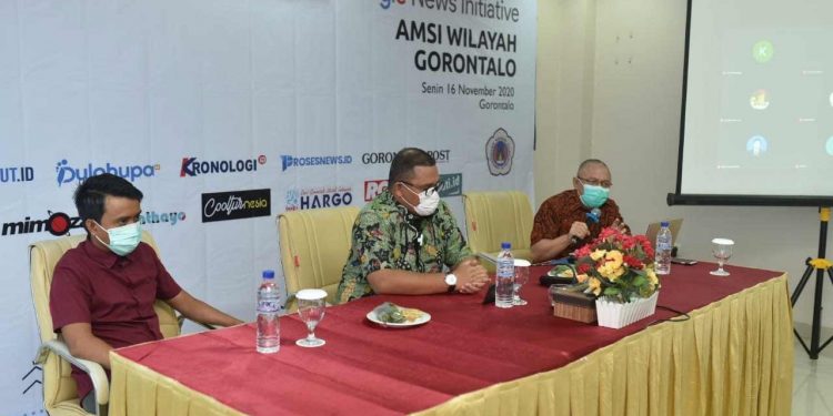 Rektor UNG Buka Pelatihan Cek Fakta AMSI Gorontalo