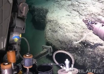 Temuan Baru di Ngarai Bawah Laut Great Barrier Reef Utara