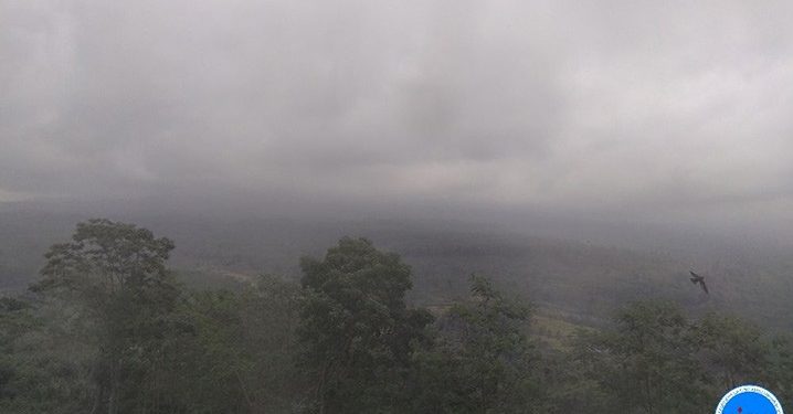 Bahaya Guguran Awan panas dan Lontaran Batuan Pijar di Gunung Semeru
