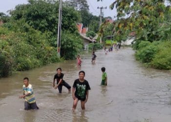 Banjir Melanda Banyumas dan Prabumulih
