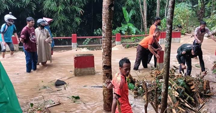 Banjir Melanda Banyumas dan Kendal