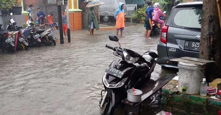 Banjir dan Longsor Melanda Kota Semarang