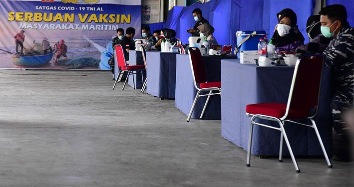 Vaksinasi Bagi Masyarakat Maritim Capai 85%