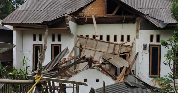 Ratusan Rumah Rusak Terdampak Gempa Banten M 6,6