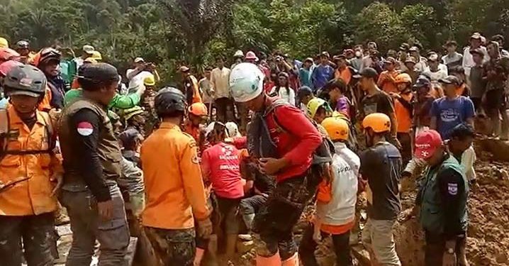 Korban Tanah Longsor di Kabupaten Bogor Ditemukan Meninggal Dunia