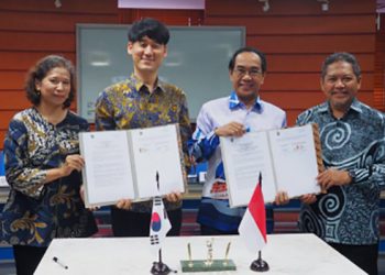 Korea - Indonesia Marine Technology Cooperation Research Center (MTCRC) dan Universitas Hasanuddin menandatangani Memorandum of Understanding (MoU) program akademik dan ilmiah di bidang ilmu dan teknologi kelautan, perikanan serta remote sensing technology. FOTO: MTCRC