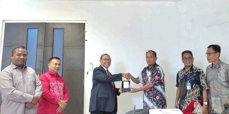 Universitas Tadulako Benchmarking Program Rekognisi Pembalajaran Lampau di UNG