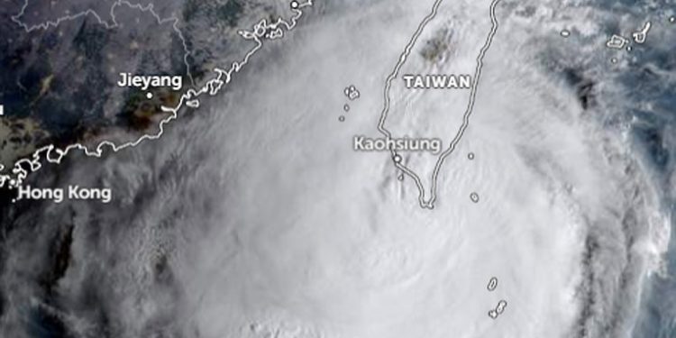 Topan Koinu Mendarat di Taiwan