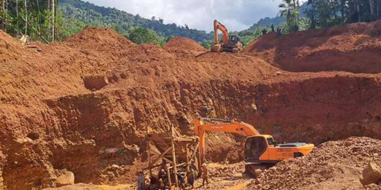 KLHK Mengamankan 4 Unit Ekskavator di Tambang Emas Tolitoli