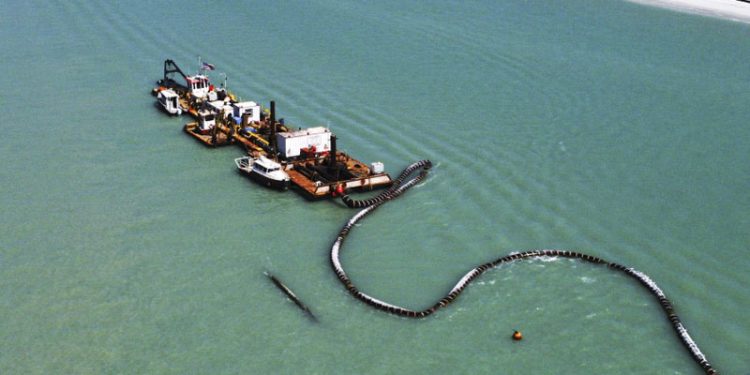 Pengerukan Pasir Menggerus Kawasan Perlindungan Laut