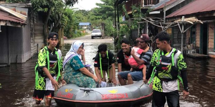 Tiga Minggu Banjir Menggenangi Kota Palangkaraya, Lima Warga Tenggelam