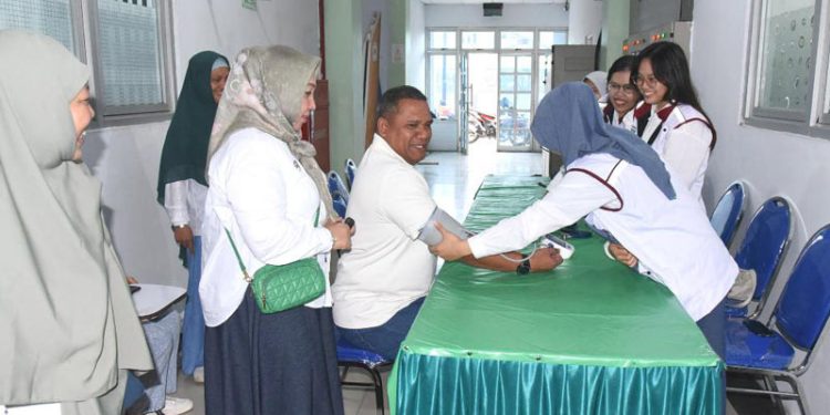 Kehadiran Fakultas Kedokteran UNG Untuk Menjawab Kebutuhan Masyarakat