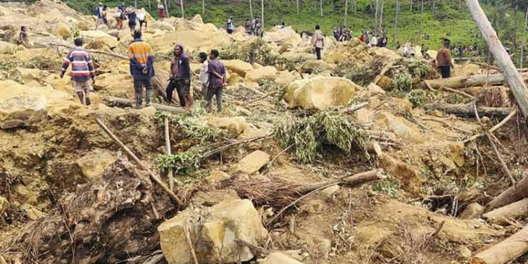 Tanah Longsor Mengubur 2.000 Orang di Papua Nugini