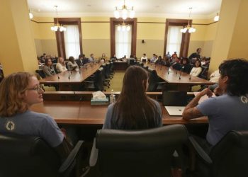 Siswa di AS Menuntut Lebih Banyak Pembelajaran Perubahan Iklim