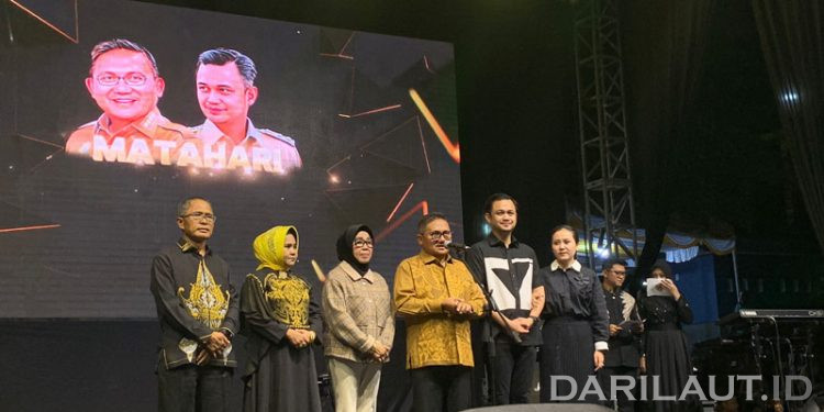 Marten Taha Mengawali dan Mengakhiri Jabatan Wali Kota Gorontalo di Lapangan Taruna Remaja