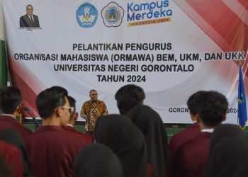 Rektor UNG Melantik Pengurus Organisasi Mahasiswa
