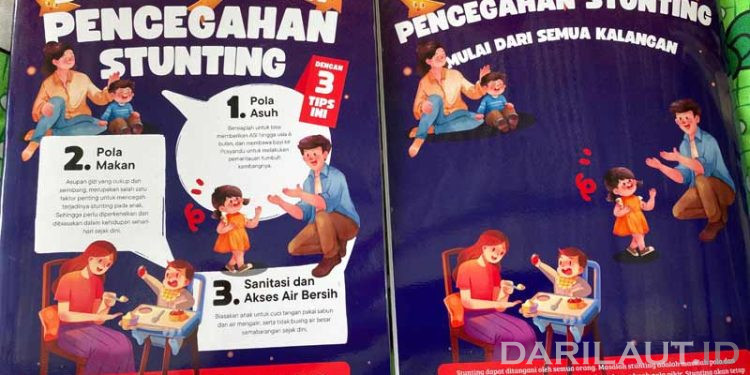 Mahasiswa KKN Kolaboratif UNG Desa Banuroja Bikin Buku Panduan Pencegahan Stunting