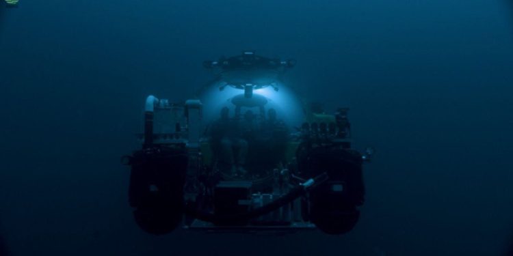 Penelitian Panjang Biodiversitas Kelautan dengan Kapal Riset OceanXplorer