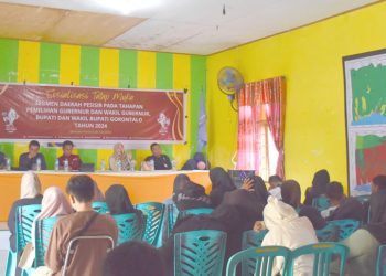 KPU Kabupaten Gorontalo Sosialisasi di Pesisir Batudaa Pantai