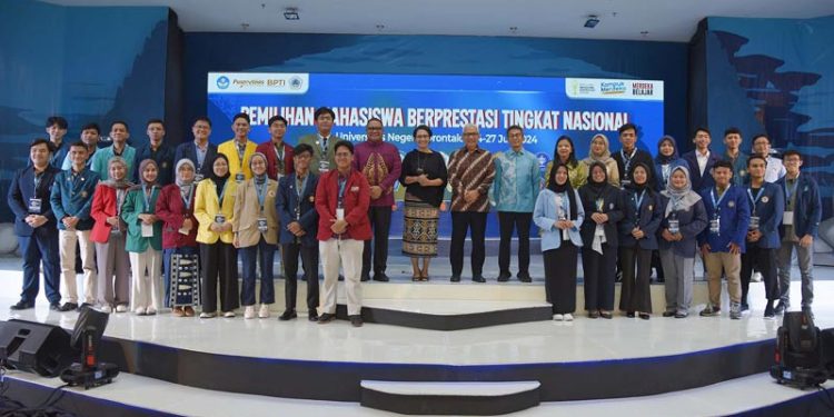 Menteri Nadiem Apresiasi UNG Tuan Rumah Pemilihan Mahasiswa Berprestasi Nasional 2024