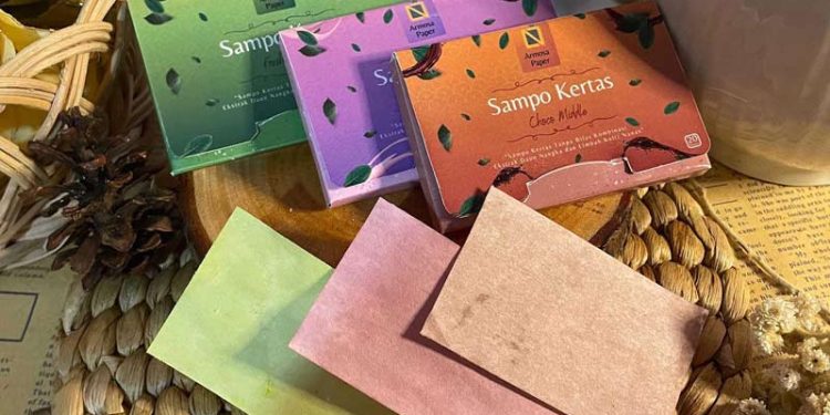 Mahasiswa UNG Kreasi Daun Nangka dan Kulit Nanas Menjadi Sampo Ramah Lingkungan