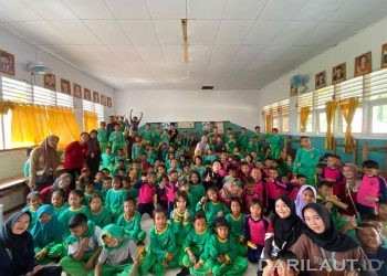 Mahasiswa KKN Kolaboratif UNG Edukasi Perilaku Hidup Bersih