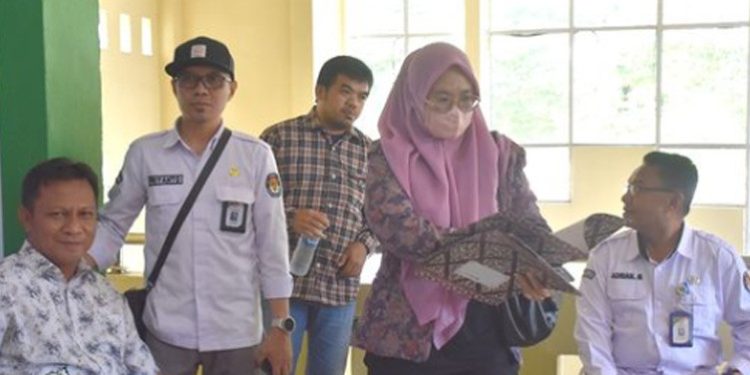 Paslon yang Mendaftar di KPU Kabupaten Gorontalo Jalani Pemeriksaan Kesehatan