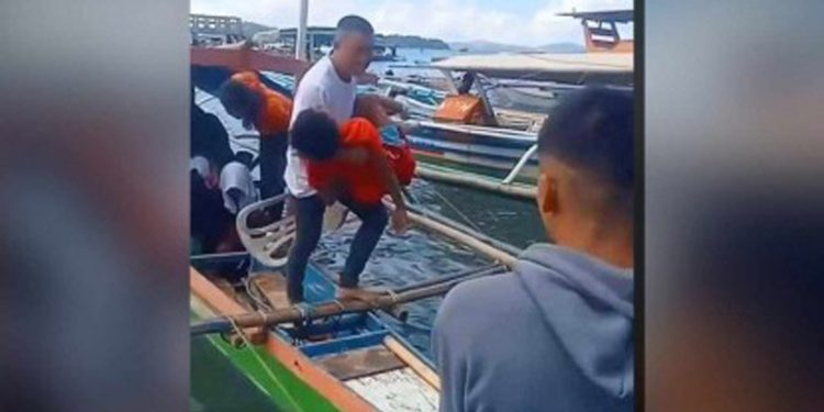 Red Tide di Filipina Menyebabkan 31 Orang Keracunan