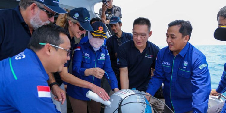 BMKG Melepas Drifter di Perairan Kepulauan Seribu untuk Memperkuat Observasi Meteorologi Maritim