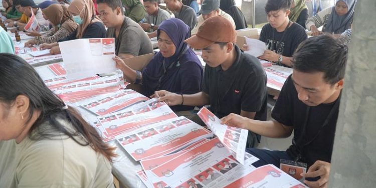 KPU Kabupaten Gorontalo Libatkan 170 Orang untuk Sortir dan Lipat Surat Suara