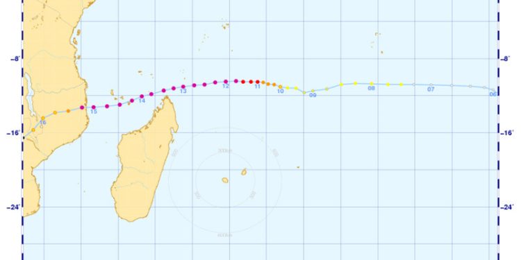 Badai Terkuat di Samudra Hindia Menghantam Mayotte, Ratusan Orang Tewas